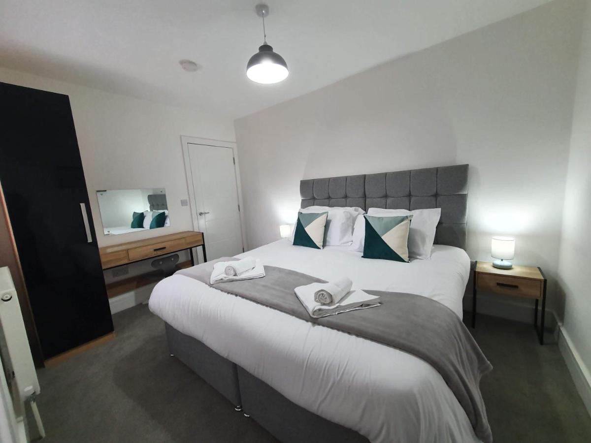 2 Bedroom Apartments In Filton By Cliftonvalley Apartments Бристоль Екстер'єр фото