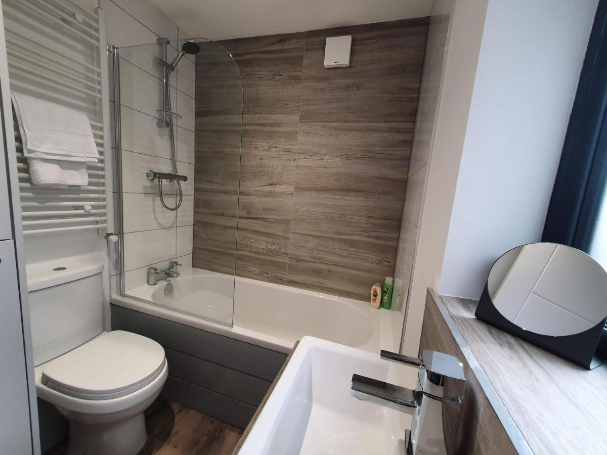 2 Bedroom Apartments In Filton By Cliftonvalley Apartments Бристоль Екстер'єр фото