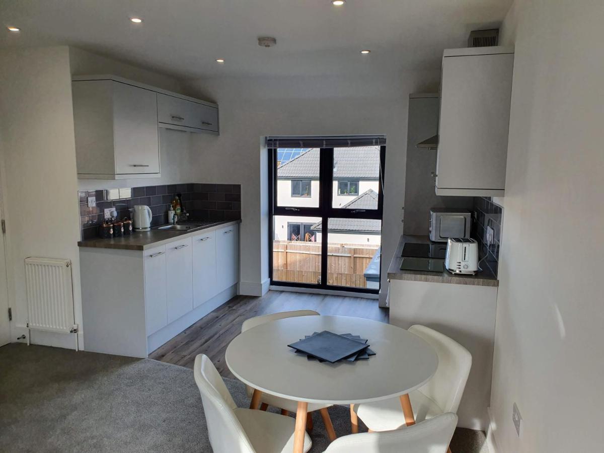 2 Bedroom Apartments In Filton By Cliftonvalley Apartments Бристоль Екстер'єр фото